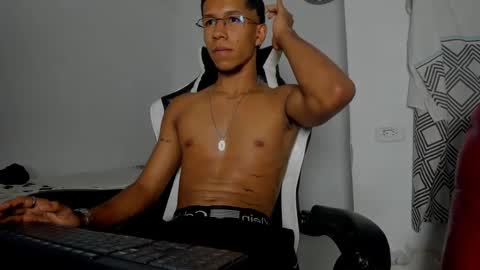 maxvibe420 online show from 10.08.25