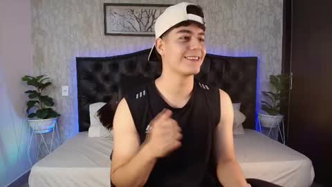 Maxxi online show from 11.15.25