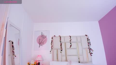 Snapshot of maxxine_vx chatting on 11.09.25 Valentina online show from 11.09.25