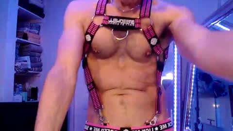 Maxxxbates online show from 10.19.25