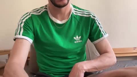 MaxXxurbate online show from 03.27.26