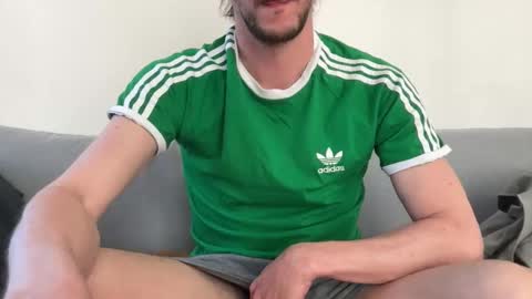 MaxXxurbate online show from 04.06.26