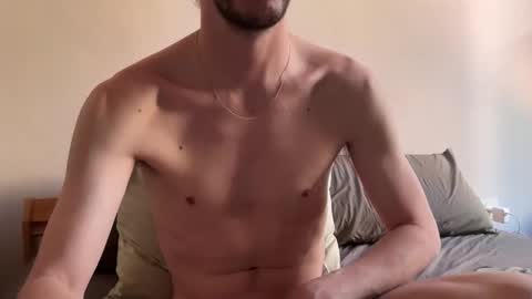 MaxXxurbate online show from 04.07.26