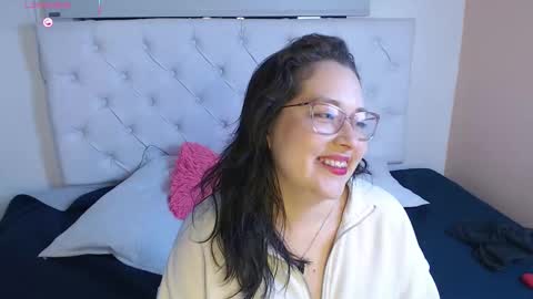 Snapshot of may_bloom chatting on 02.07.26 May online show from 02.07.26