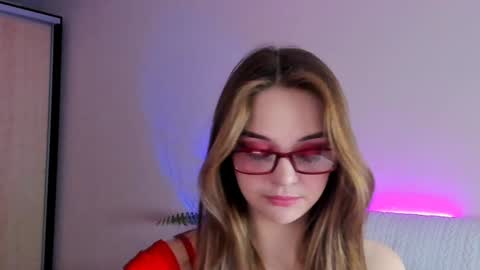 May Flower online show from 01.29.25