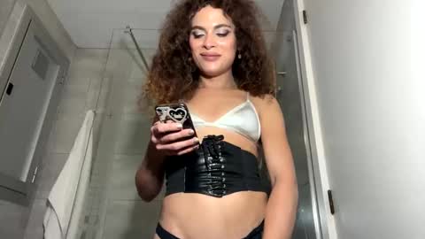 Maya transgirl online show from 10.10.25