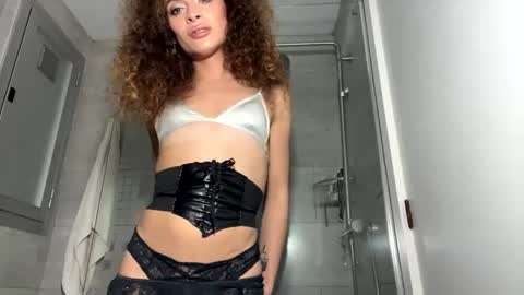 Maya transgirl online show from 10.17.25