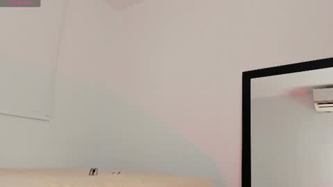 Snapshot of maya__fox chatting on 06.20.26 OF mayitta19 online show from 06.20.26