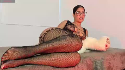 Snapshot of maya__fox chatting on 07.28.26 OF mayitta19 online show from 07.28.26