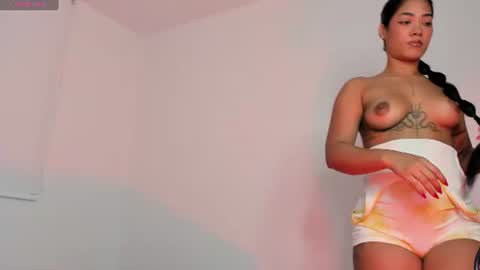 Snapshot of maya__fox chatting on 07.29.26 OF mayitta19 online show from 07.29.26