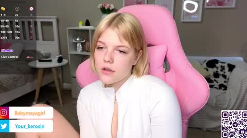 Snapshot of maya_blonde18 chatting on 02.27.25 Maya online show from 02.27.25