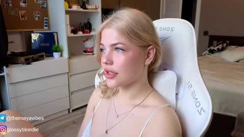 Maya online show from 04.06.26