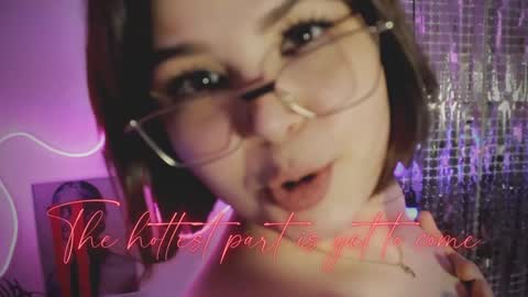 Woman online show from 12.04.24