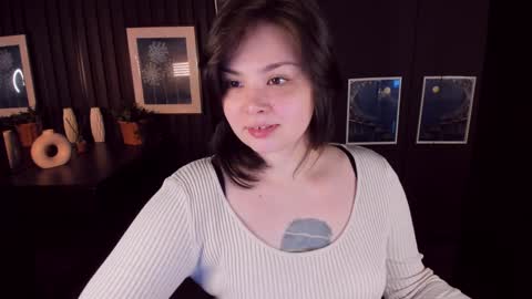 Woman online show from 12.19.24