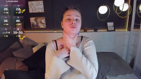 Woman online show from 01.13.25