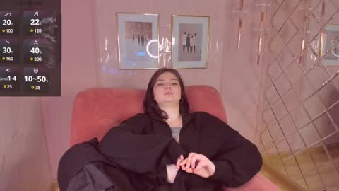 Woman online show from 01.24.25