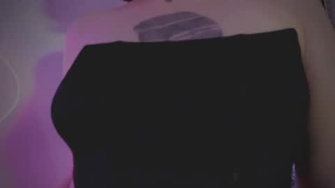 Woman online show from 01.25.25