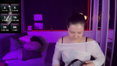 Woman online show from 01.26.25