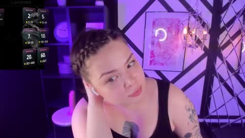 Woman online show from 02.20.25