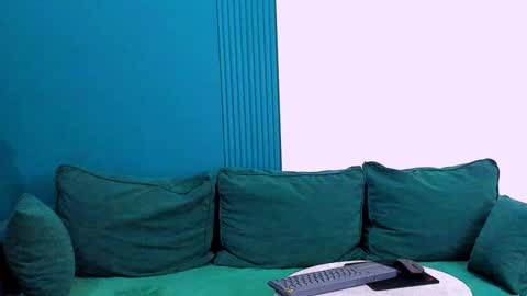 Maya online show from 02.11.25