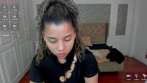 Snapshot of mayaa_ross chatting on 09.16.25 Maya online show from 09.16.25