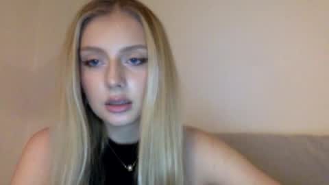 Snapshot of mayaflirt chatting on 02.18.26 mayaflirt online show from 02.18.26