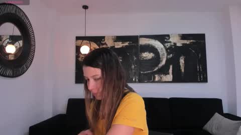 M A Y A    H O F F M A N online show from 02.03.26