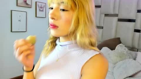 Snapshot of mayajhons chatting on 02.23.26 Mayajhons online show from 02.23.26