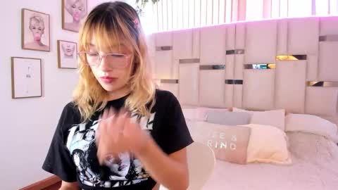 Snapshot of mayajhons chatting on 03.04.26 Mayajhons online show from 03.04.26