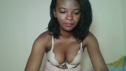 Snapshot of mayalabelle chatting on 01.16.26 mayalabelle online show from 01.16.26