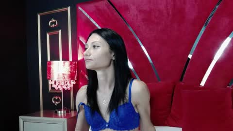 Snapshot of mayaleey chatting on 07.26.26 Maya online show from 07.26.26