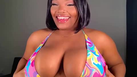 MayBabi online show from 12.15.24