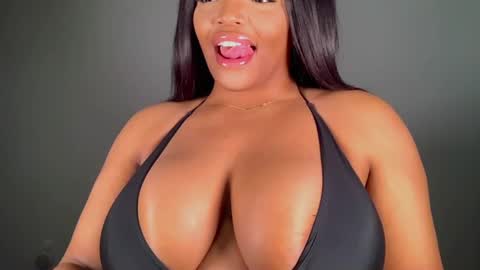 MayBabi online show from 02.07.25