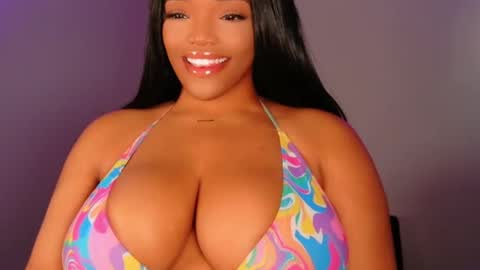 MayBabi online show from 09.11.25