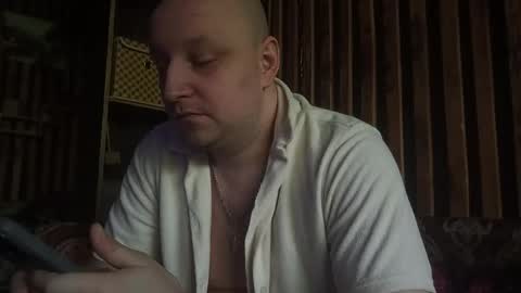 Snapshot of maybe777_ chatting on 06.01.26 Anton online show from 06.01.26