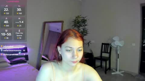 Snapshot of maybe_mia chatting on 01.02.25 Mia GMT2 Mon 3-9 AM Tue 3-9 AM Wed 3-9 AMThur 10 AM - 4 PM Fri 3-9 AM Sat 3-9 AM Sun 3-9 AM. online show from 01.02.25