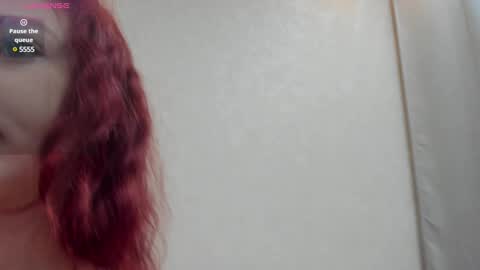 Snapshot of maybe_mia chatting on 02.01.25 Mia GMT2 Mon 3-9 AM Tue 3-9 AM Wed 3-9 AMThur 10 AM - 4 PM Fri 3-9 AM Sat 3-9 AM Sun 3-9 AM. online show from 02.01.25