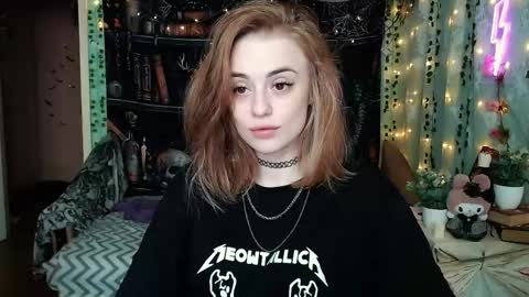 maybe_yours333 online show from 04.17.26