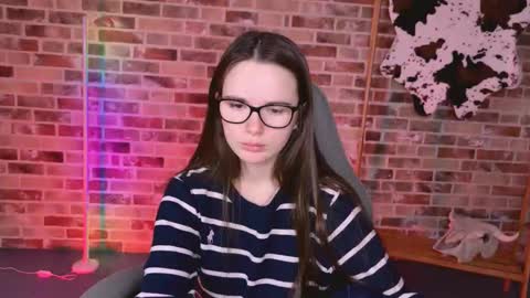 maybloom_ online show from 03.04.26