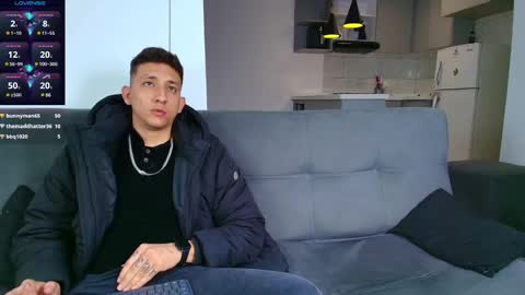 Maykol victoria1624 online show from 02.10.25