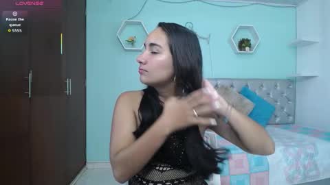 Snapshot of maylin_hornyy19 chatting on 11.13.25 Maylin online show from 11.13.25