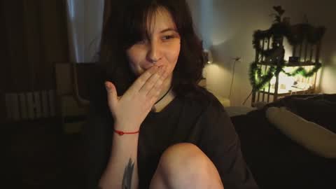 Snapshot of maymary_ chatting on 12.27.24 Mary . online show from 12.27.24