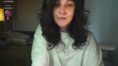 Snapshot of maymary_ chatting on 09.15.25 Mary . online show from 09.15.25