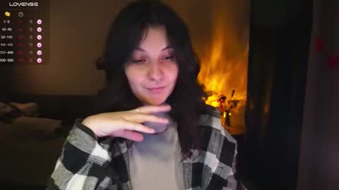 Snapshot of maymary_ chatting on 11.17.25 Mary . online show from 11.17.25