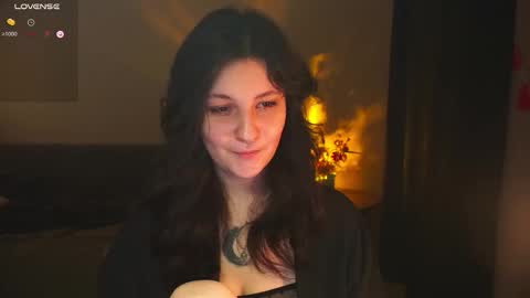 Snapshot of maymary_ chatting on 11.28.25 Mary . online show from 11.28.25