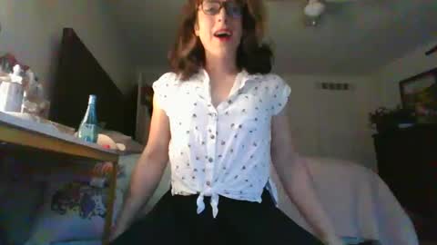 Snapshot of mayra_mayhem chatting on 12.16.24 diana doll online show from 12.16.24