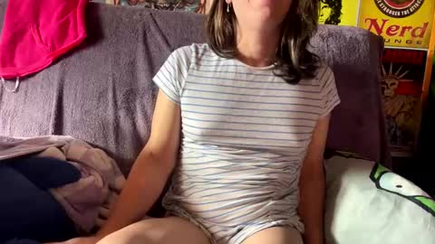 Snapshot of mayra_mayhem chatting on 01.21.25 diana doll online show from 01.21.25