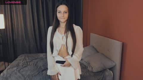 Snapshot of maysday chatting on 10.29.25 May online show from 10.29.25