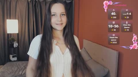 Snapshot of maysday chatting on 11.29.25 May online show from 11.29.25