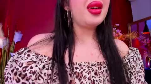 Snapshot of mayzzi chatting on 07.18.26 MayaLevi online show from 07.18.26
